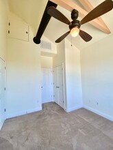 2319 Glacier Place in Davis, CA - Foto de edificio - Building Photo