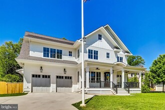 1413 Kurtz Rd in McLean, VA - Building Photo - Building Photo