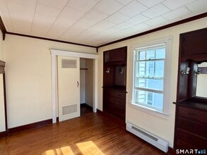 23 Farnham Ave in Torrington, CT - Building Photo - Building Photo