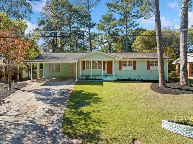 property at 1467 Thompson Pl