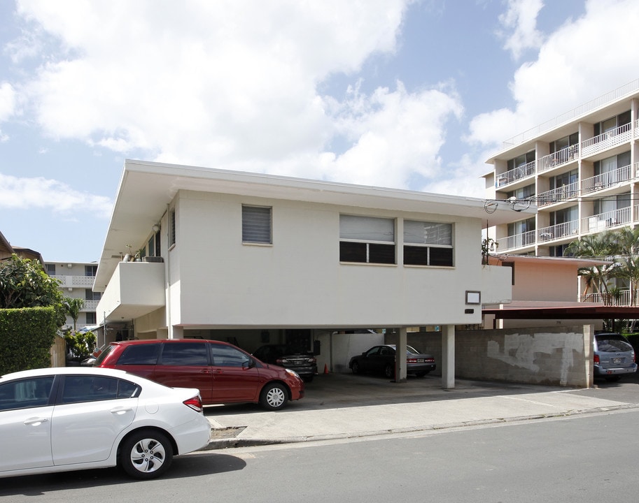 766 Wiliwili St in Honolulu, HI - Foto de edificio