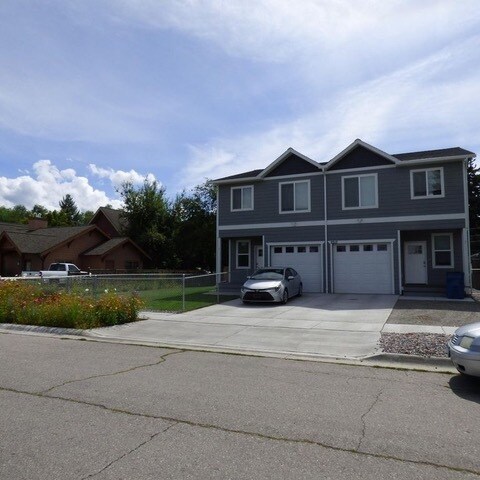 2213 S 9th St W in Missoula, MT - Building Photo