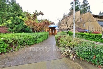 200 P St in Sacramento, CA - Building Photo - Building Photo