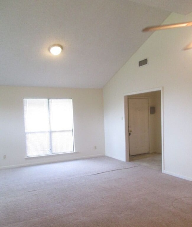 109 Franklin St in New Llano, LA - Building Photo - Building Photo