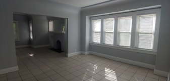 2451 N 50th St in Milwaukee, WA - Building Photo