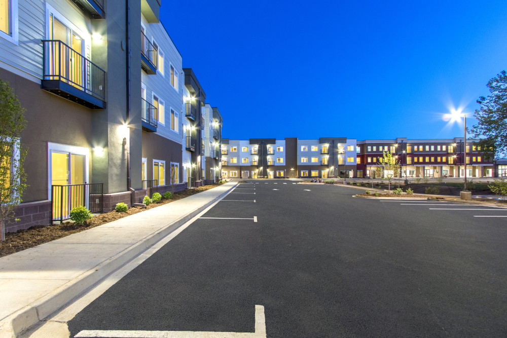 Oakridge Crossing Senior Community in Fort Collins, CO - Building Photo