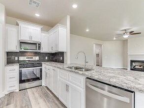 5712 Arthur Rd in Shawnee, OK - Building Photo - Building Photo