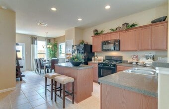 4146 Lily Glade Ln in New Berlin, TX - Foto de edificio - Building Photo
