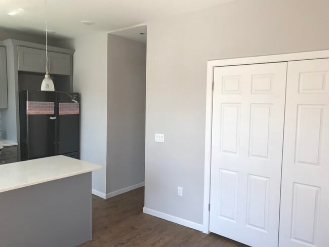 1401 27th St in North Bergen, NJ - Building Photo - Building Photo