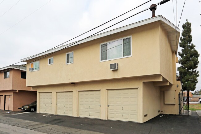 12082 Haster St in Garden Grove, CA - Building Photo - Building Photo