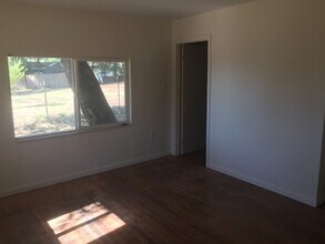 4830 Virginia Ave in Oroville, CA - Building Photo - Building Photo