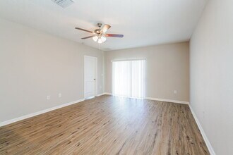 32667 Dashel Palm Ln in Zephyrhills, FL - Building Photo - Building Photo