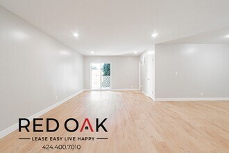 1909 Buckingham Rd in Los Angeles, CA - Building Photo - Building Photo