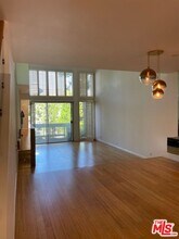 4338 Redwood Ave in Marina Del Rey, CA - Building Photo - Building Photo