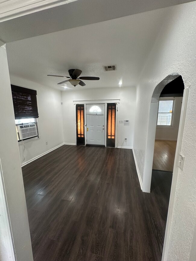 property at 1640 Poland Ave