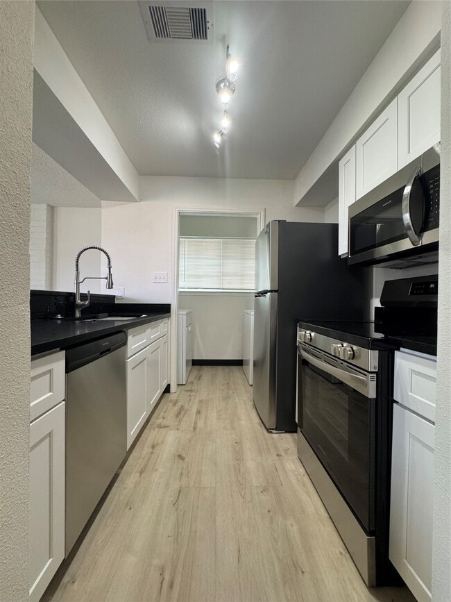 property at 1319 Brenda Ln