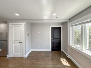 468 Salem St in Malden, MA - Foto de edificio - Building Photo