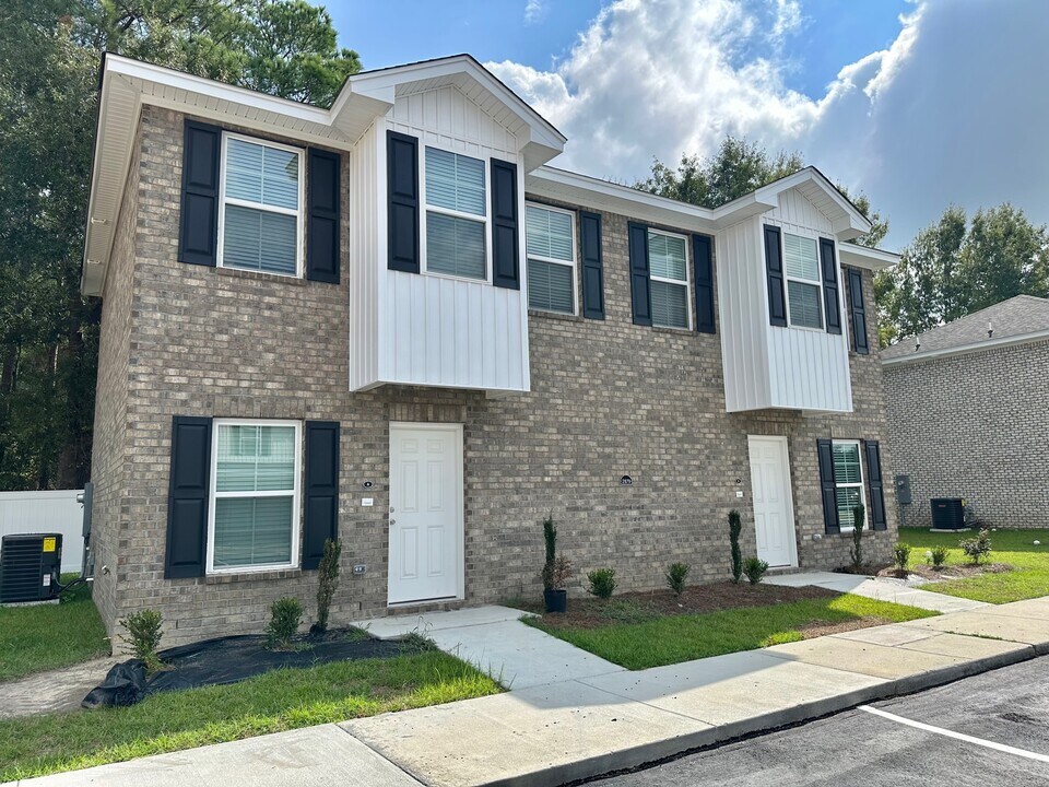 2879b Jubilee Dr in Florence, SC - Building Photo