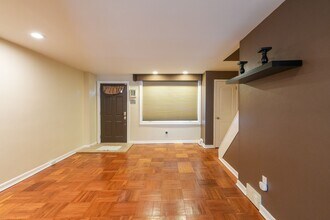 3161 S Sydenham St in Philadelphia, PA - Building Photo - Building Photo