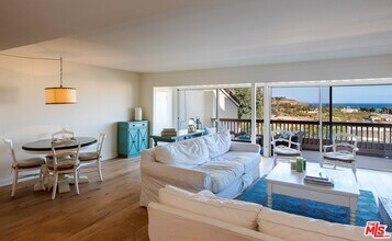 23906 De Ville Way-Unit -A in Malibu, CA - Building Photo - Building Photo