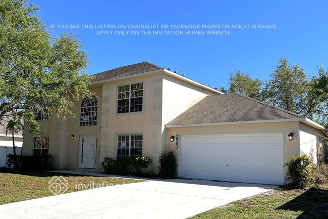 2553 SW Grotto Cir in Port St. Lucie, FL - Foto de edificio - Building Photo
