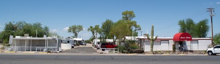 6308 S Nogales Hwy in Tucson, AZ - Building Photo - Primary Photo