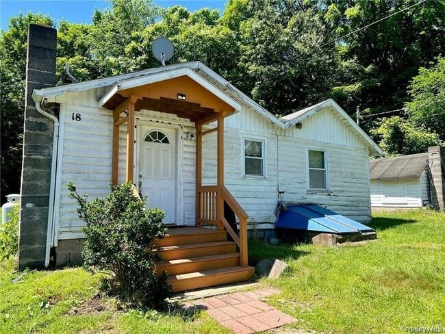 22 Kelly Hill Rd in Otisville, NY - Foto de edificio - Building Photo