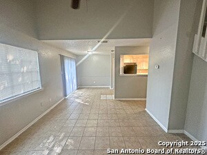 7502 Oak Chase in San Antonio, TX - Building Photo - Building Photo