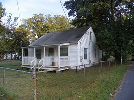 311 Frederick Ave in Rockville, MD - Building Photo