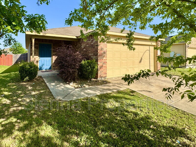 5816 Knoll Pines Pass in Austin, TX - Building Photo