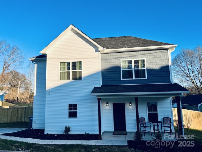 property at 571 Reid St