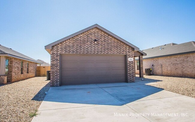 318 E 76th St in Lubbock, TX - Foto de edificio - Building Photo