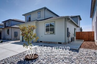 1307 N Garrison Rd in Vancouver, WA - Building Photo