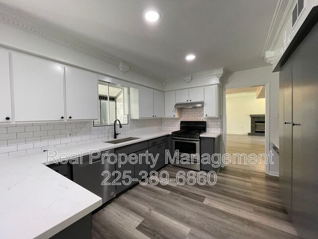 811 S Pleasant Ave in Gonzales, LA - Building Photo - Building Photo