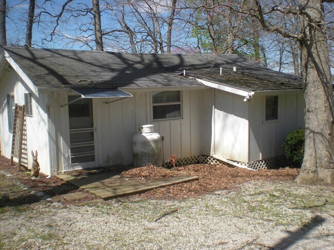 520 Ln 150H Hamilton Lake in Hamilton, IN - Building Photo - Building Photo