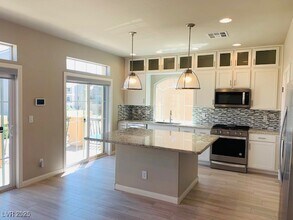 10139 Eagle Haven St in Las Vegas, NV - Building Photo - Building Photo