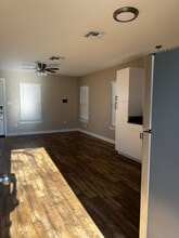 548 Dixon Dr in Corpus Christi, TX - Building Photo - Building Photo