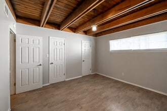 Brookley Apartments in Mobile, AL - Foto de edificio - Building Photo