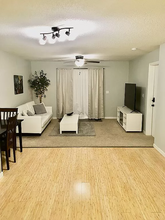 740 Magnolia Ln, Unit 2 in Marion, IA - Building Photo - Building Photo