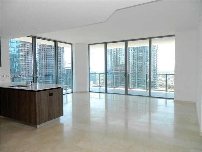 property at 68 SE 6th St