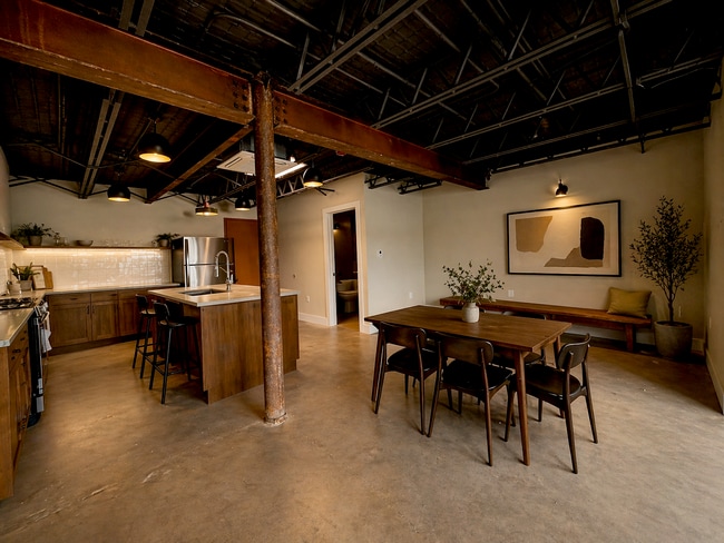 property at 1726 Austin Ave