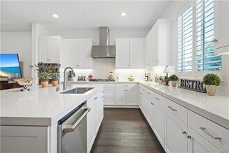 27129 W Purple Sage Ct in Valencia, CA - Building Photo - Building Photo