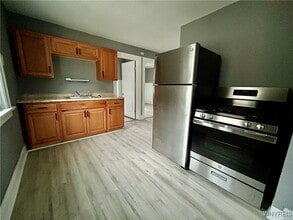 11 Blum Ave in Buffalo, NY - Building Photo - Building Photo