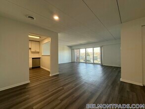 51 Hill Rd, Unit 406 in Belmont, MA - Building Photo - Building Photo