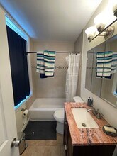 212 Maverick St in Boston, MA - Building Photo - Building Photo