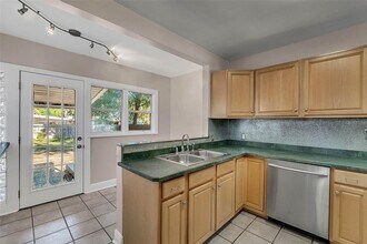 1505 E Ridgewood St in Orlando, FL - Foto de edificio - Building Photo