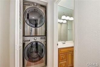 214 Via Robina in San Clemente, CA - Building Photo - Building Photo