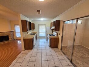 9414 Misty Meadows, Unit 9414 Misty Meadows in Converse, TX - Building Photo - Building Photo
