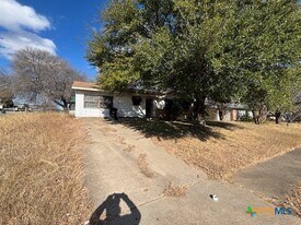 1201 Greenwood Ave in Killeen, TX - Building Photo