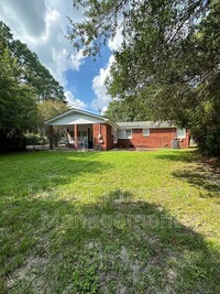 201 Kensington Dr in Savannah, GA - Foto de edificio - Building Photo